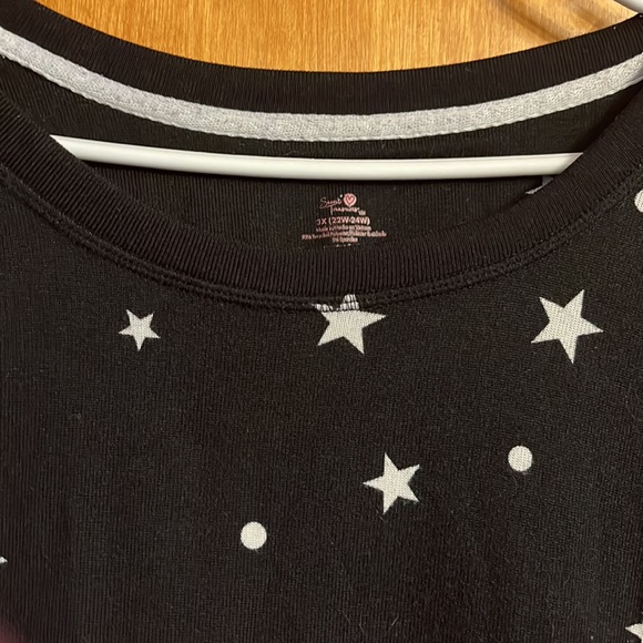 Black T-shirt With Stars and Circles Size 3X - Picture 3 of 5